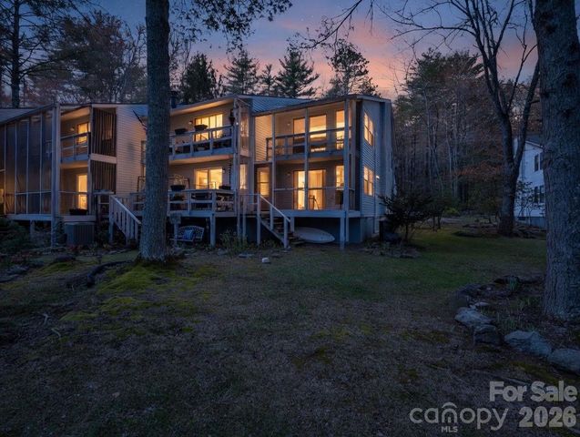 45 Lakeside Villas Drive, Brevard, NC 28712