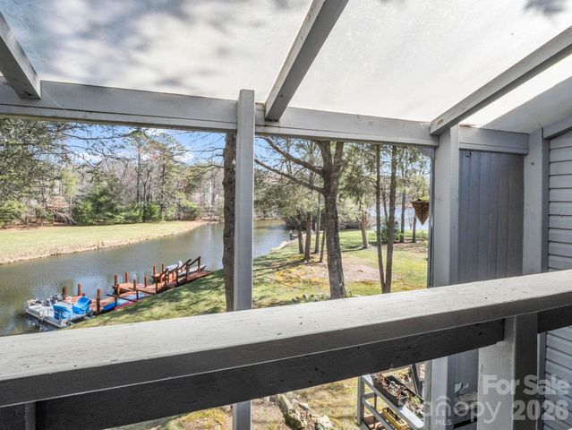 45 Lakeside Villas Drive, Brevard, NC 28712