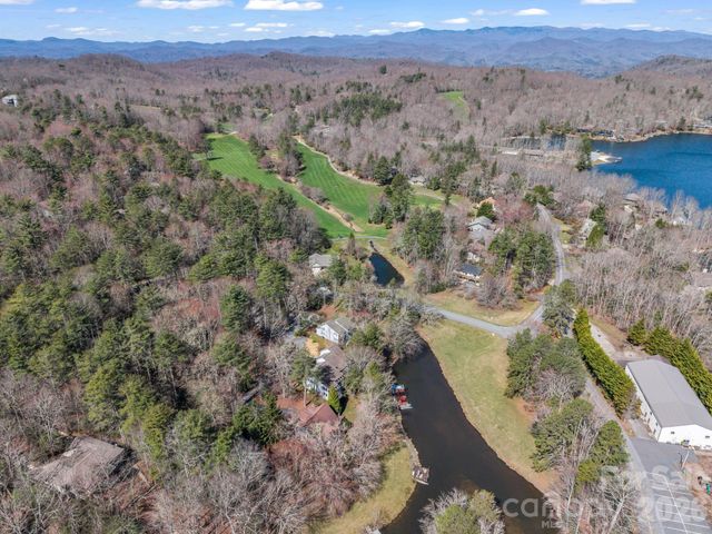 45 Lakeside Villas Drive, Brevard, NC 28712