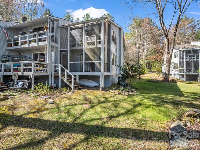 45 Lakeside Villas Drive, Brevard, NC 28712