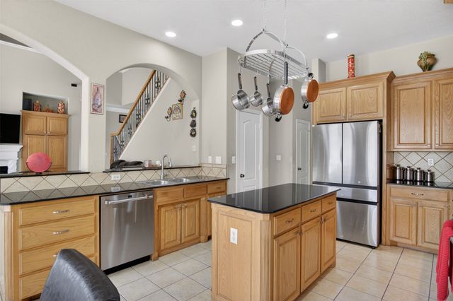 2416 PARK RUN DRIVE, Arlington, TX 76016