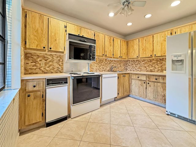9285 Vista Del Lago 36b, Boca Raton, FL 33428