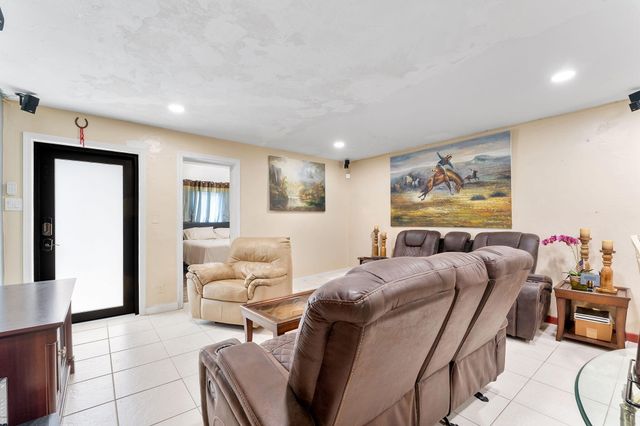 4727 Myrtle Lane, West Palm Beach, FL 33417
