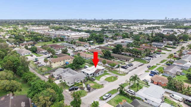 4727 Myrtle Lane, West Palm Beach, FL 33417