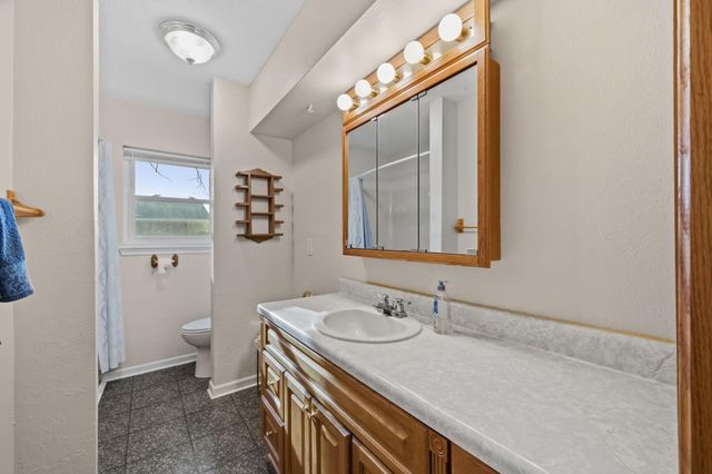 1609 Bowie Street, Liberty, TX 77575