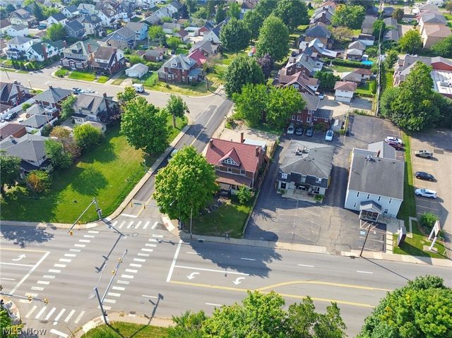 3400 Tuscarawas Street W, Canton, OH 44708