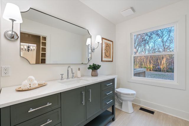 603 N 5th St, Nashville, TN 37207