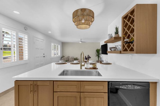 72601 Edgehill Drive 1, Palm Desert, CA 92260