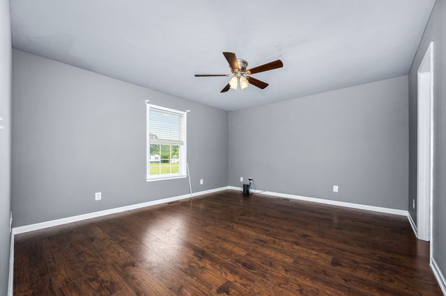 1068 Frank Martin Rd, Shelbyville, TN 37160