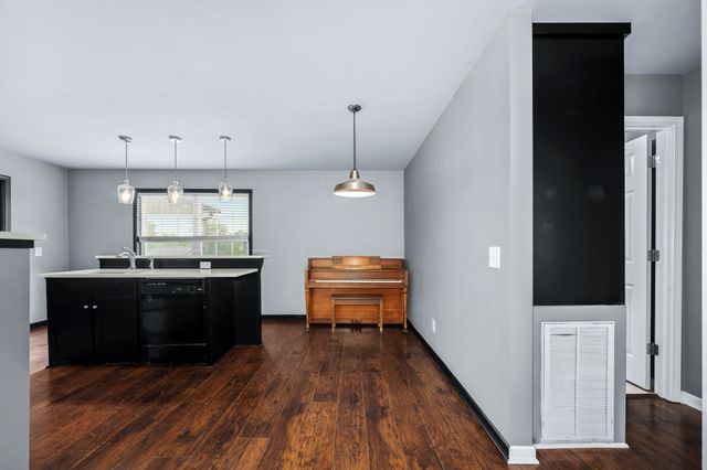 1068 Frank Martin Rd, Shelbyville, TN 37160