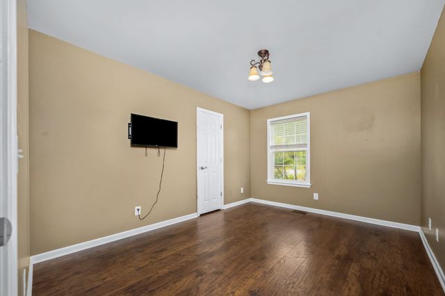 1068 Frank Martin Rd, Shelbyville, TN 37160