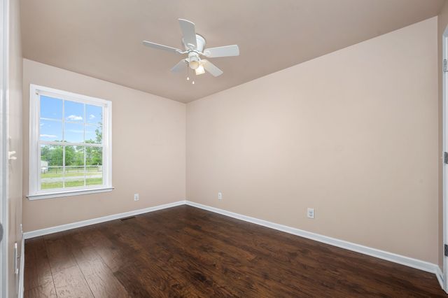 1068 Frank Martin Rd, Shelbyville, TN 37160
