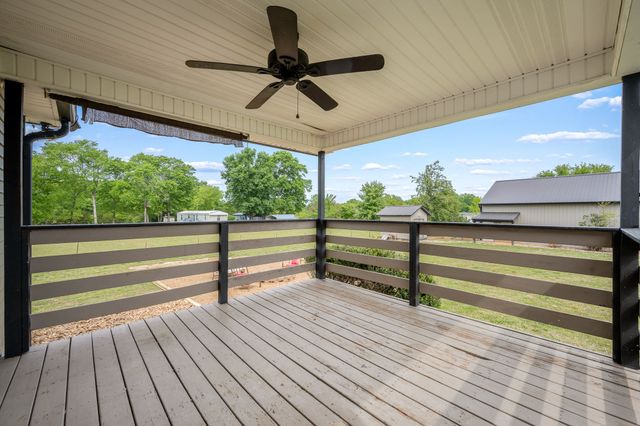 1068 Frank Martin Rd, Shelbyville, TN 37160