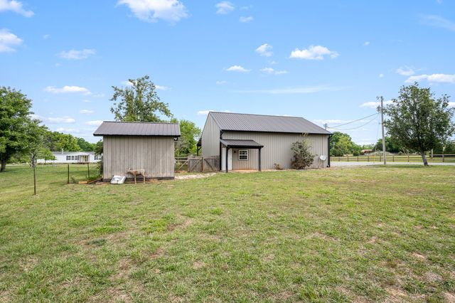 1068 Frank Martin Rd, Shelbyville, TN 37160