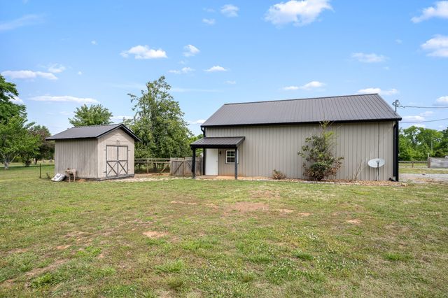 1068 Frank Martin Rd, Shelbyville, TN 37160