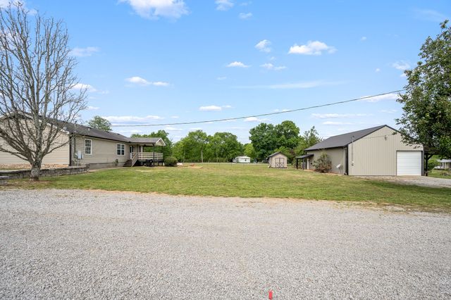 1068 Frank Martin Rd, Shelbyville, TN 37160
