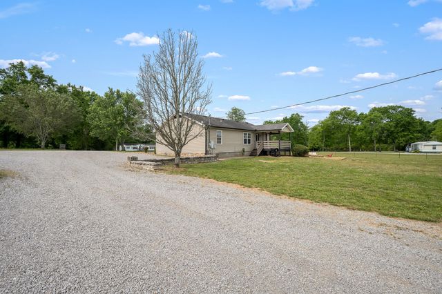 1068 Frank Martin Rd, Shelbyville, TN 37160