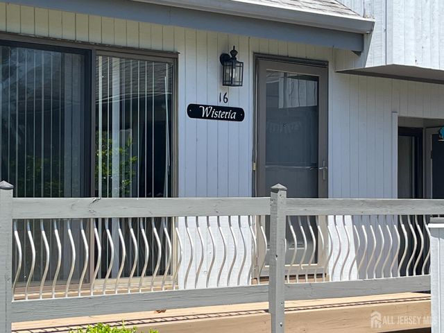 16 Wisteria Court, South Brunswick, NJ 08852