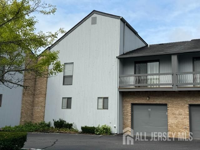 16 Wisteria Court, South Brunswick, NJ 08852