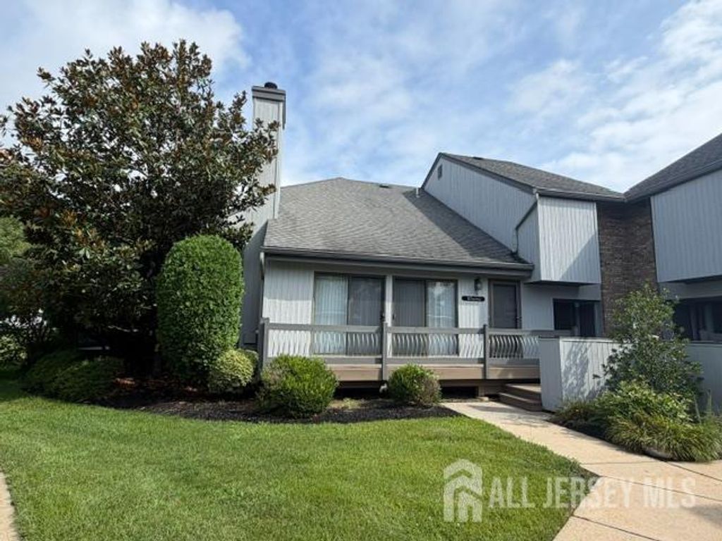 16 Wisteria Court, South Brunswick, NJ 08852