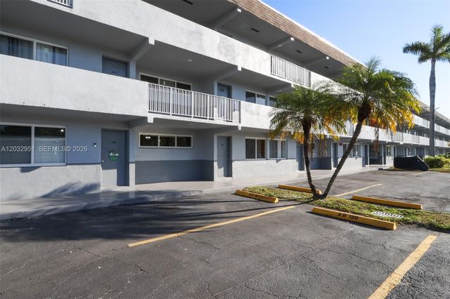 11195 SW 1st St 119, Miami, FL 33174