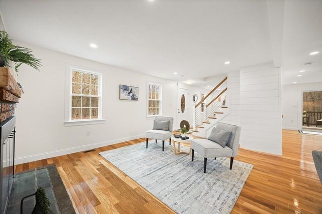 47 W Vanston Rd, Stoughton, MA 02072