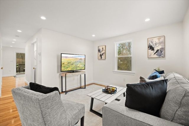 47 W Vanston Rd, Stoughton, MA 02072