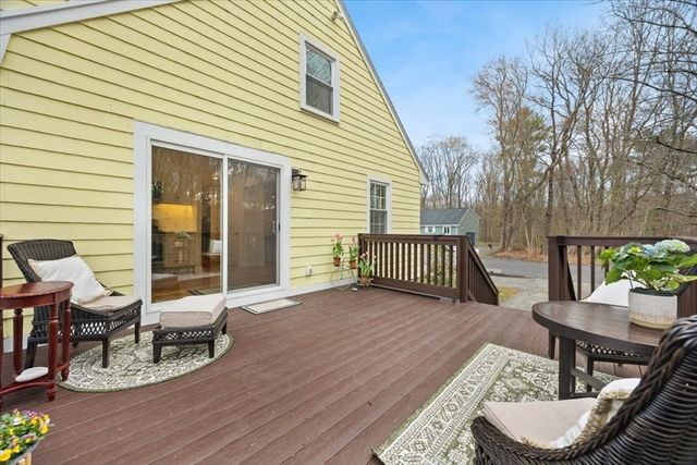 47 W Vanston Rd, Stoughton, MA 02072