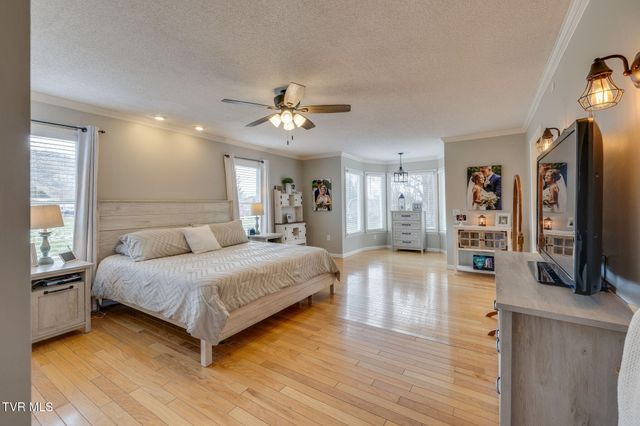 112 Isaac Lincoln Place, Elizabethton, TN 37643