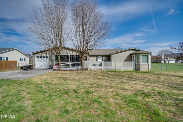 112 Isaac Lincoln Place, Elizabethton, TN 37643