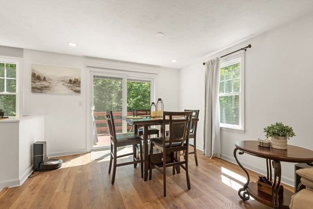 98 Laurelwood Dr, North Attleboro, MA 02760