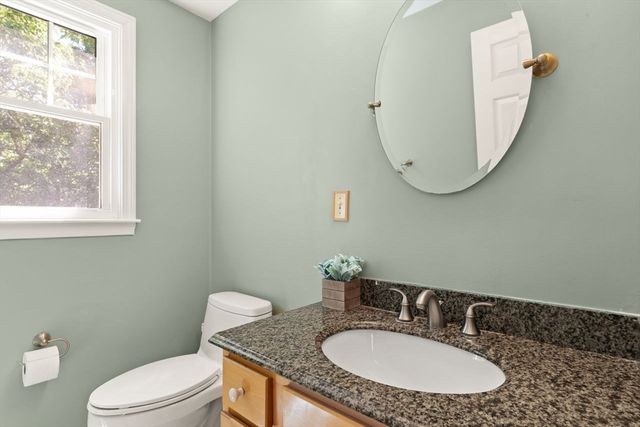 98 Laurelwood Dr, North Attleboro, MA 02760