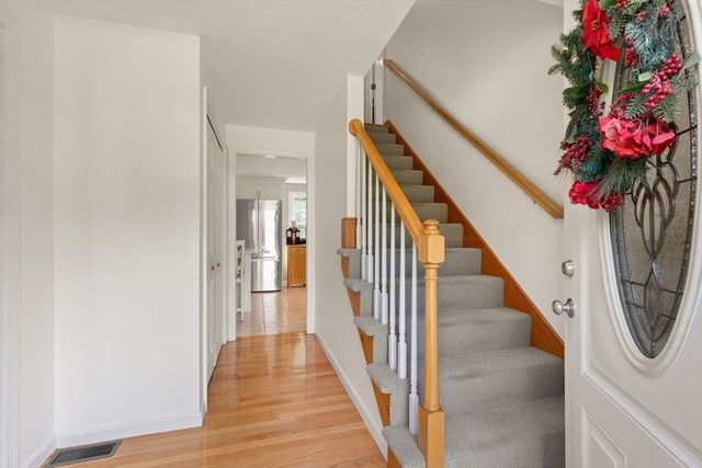 98 Laurelwood Dr, North Attleboro, MA 02760