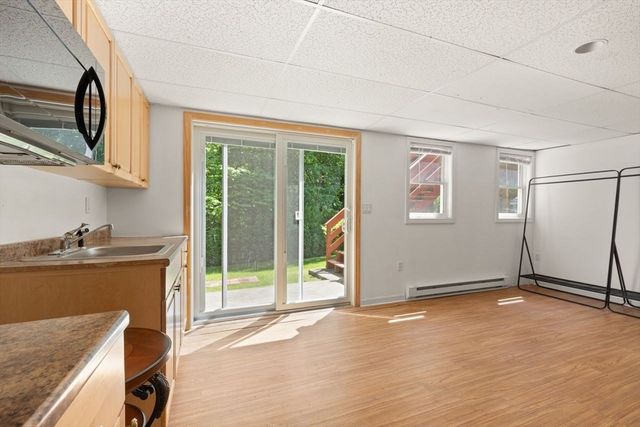 98 Laurelwood Dr, North Attleboro, MA 02760