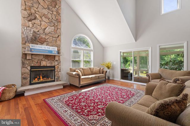 124 HARRISON CIR, Locust Grove, VA 22508