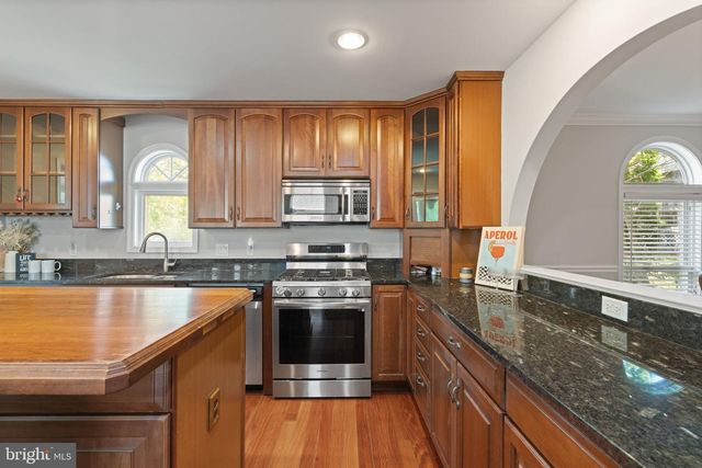 124 HARRISON CIR, Locust Grove, VA 22508