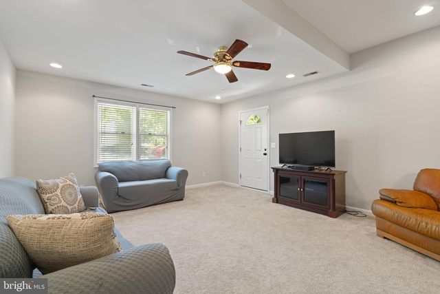 124 HARRISON CIR, Locust Grove, VA 22508