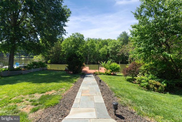 124 HARRISON CIR, Locust Grove, VA 22508
