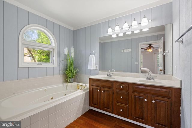 124 HARRISON CIR, Locust Grove, VA 22508