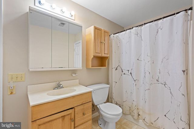 124 HARRISON CIR, Locust Grove, VA 22508