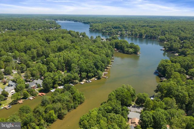 124 HARRISON CIR, Locust Grove, VA 22508