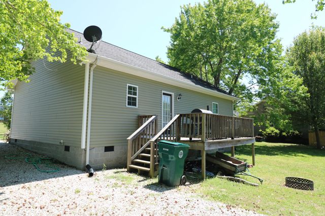 543 Main St, Mc Ewen, TN 37101