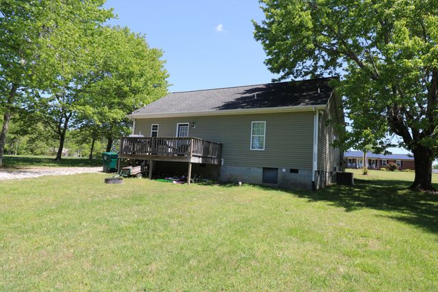 543 Main St, Mc Ewen, TN 37101