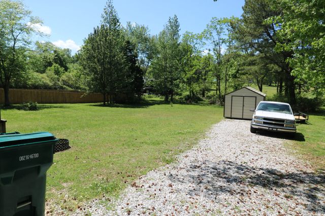 543 Main St, Mc Ewen, TN 37101