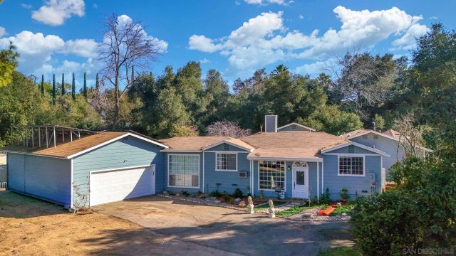 1553 Ranchwood Ln, Fallbrook, CA 92028