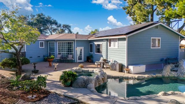 1553 Ranchwood Ln, Fallbrook, CA 92028