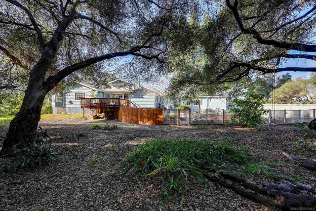 1553 Ranchwood Ln, Fallbrook, CA 92028