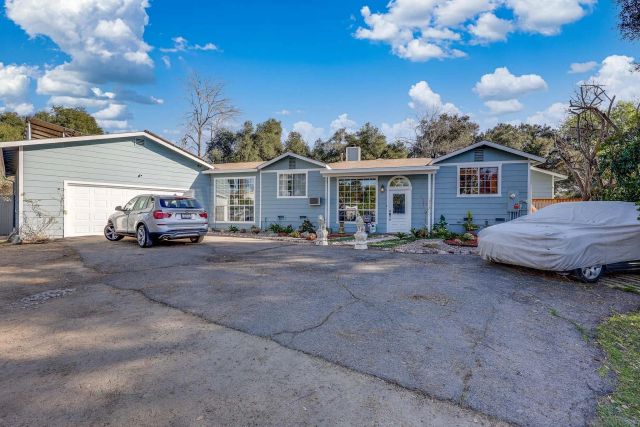 1553 Ranchwood Ln, Fallbrook, CA 92028