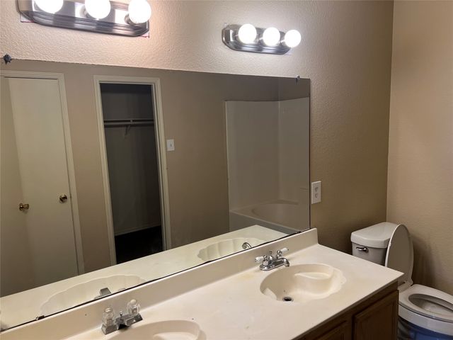 1253 Highview Drive, Cedar Hill, TX 75104