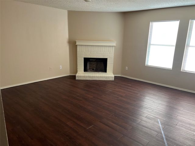 1253 Highview Drive, Cedar Hill, TX 75104